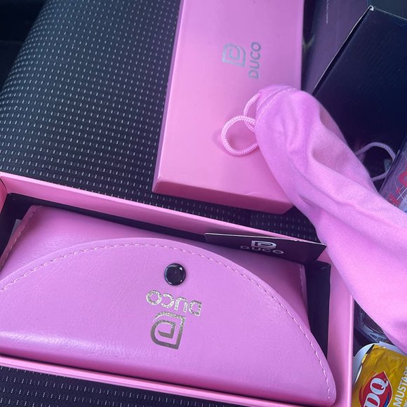 Neiman Marcus DUCO Barbie Chic Designer Sunglasses - Picture 4 of 4